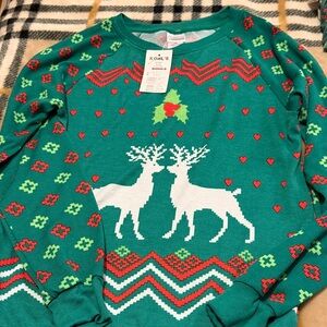Freeze Green Crewneck Sweater with Reindeer and Heart Design